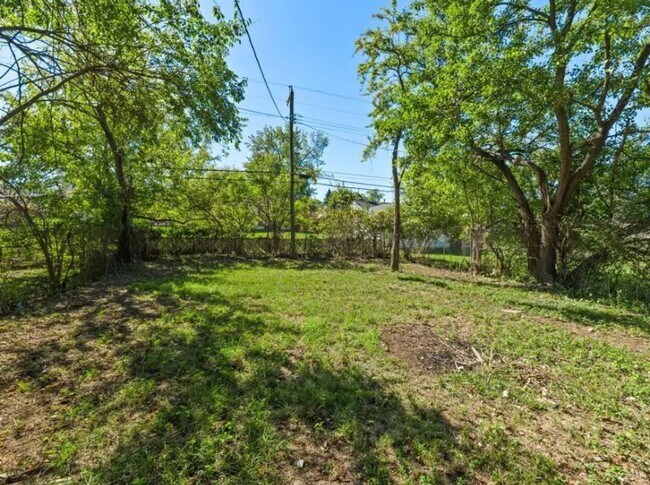 Building Photo - Cape Cod Style 4 Bedroom Home - Newly Remodeled with a Partially Finished Basement!