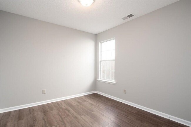 Building Photo - 2807 Virginia Woods Pl