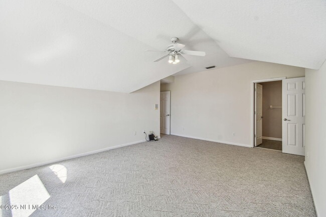 Building Photo - 13022 Huntley Manor Dr