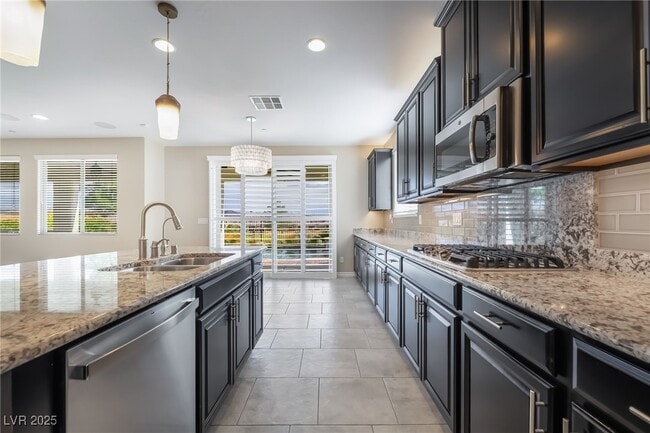 Building Photo - 1088 Via Alloro