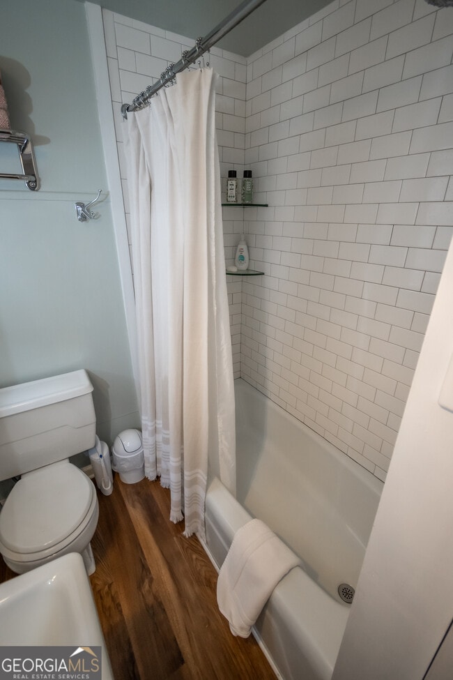 Building Photo - 290.5 Milledge Cir