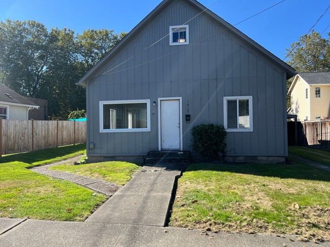 Primary Photo - 3Bd/1Ba Renton House