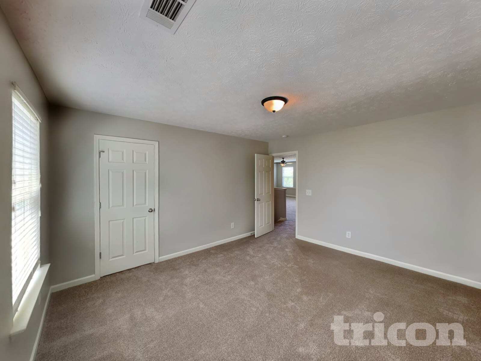 Building Photo - 6429 Sunnywood Dr