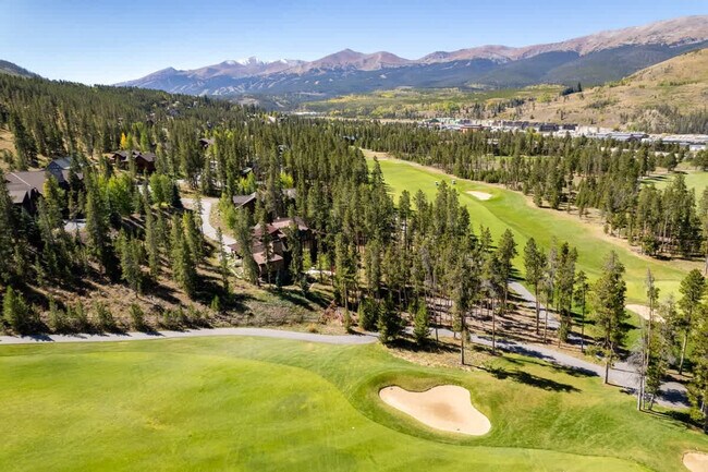 Building Photo - 195 Marks Ln