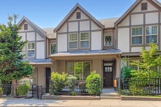 Building Photo - Bethany Village-Two bedroom TH Delight