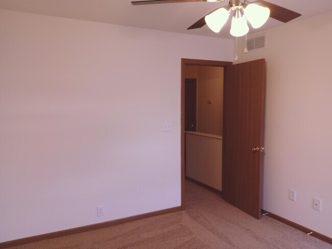 Building Photo - 5708 Canaveral Dr