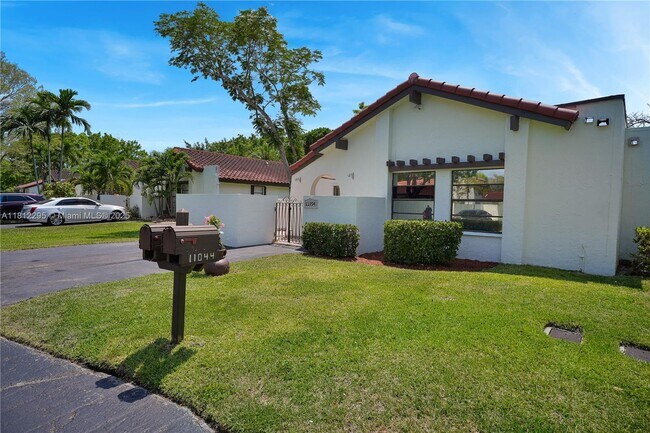 Building Photo - 11054 SW 136th Ct