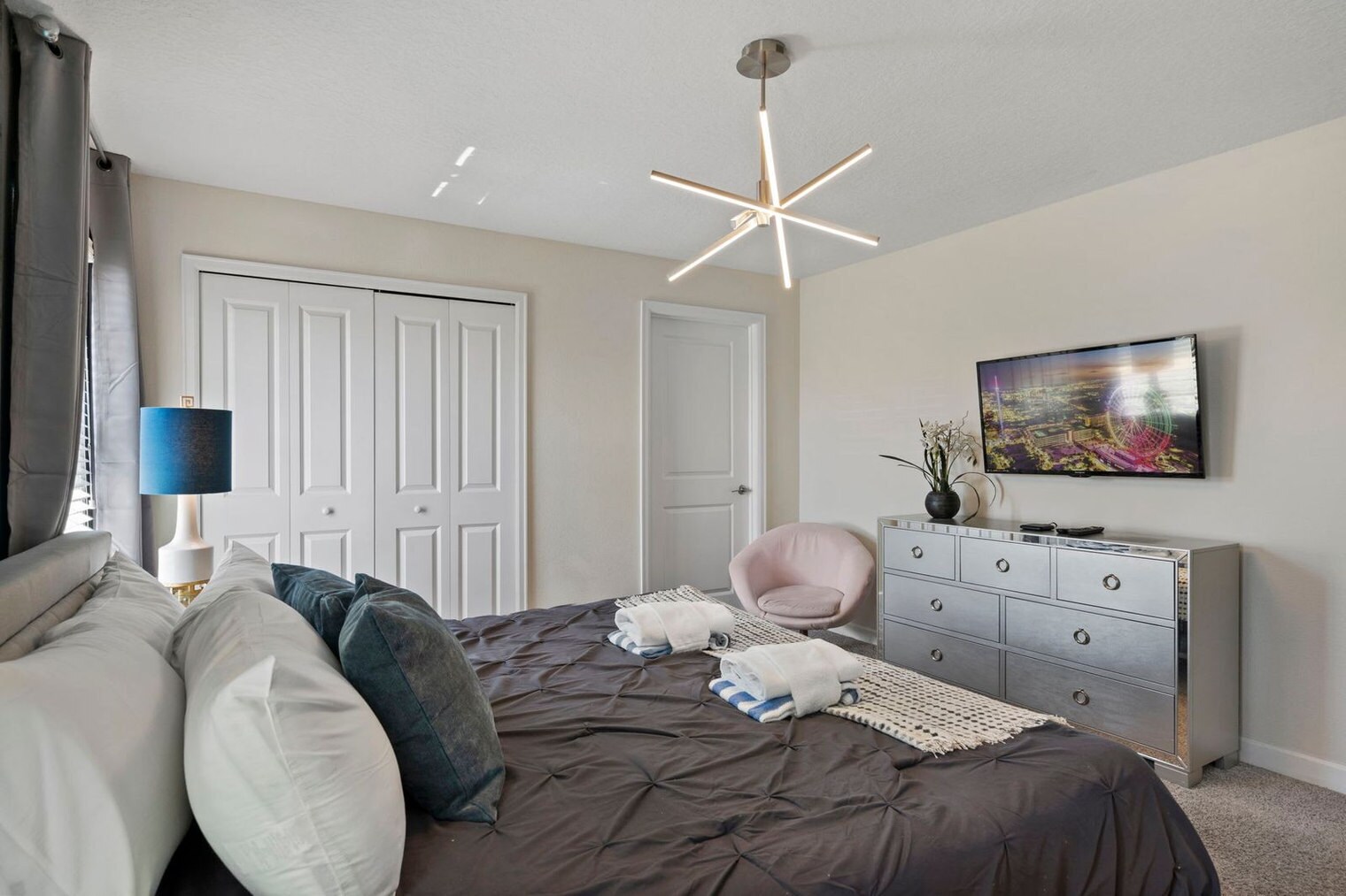 Building Photo - 8941 Stinger Dr