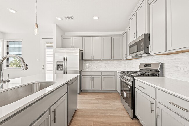 Building Photo - 3223 Loam Ln