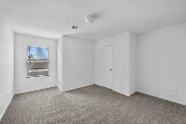 Building Photo - 12998 Sorrento Bay Dr