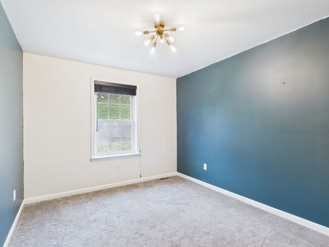 Building Photo - Beautifully Maintained Single-Family Home in Steelton