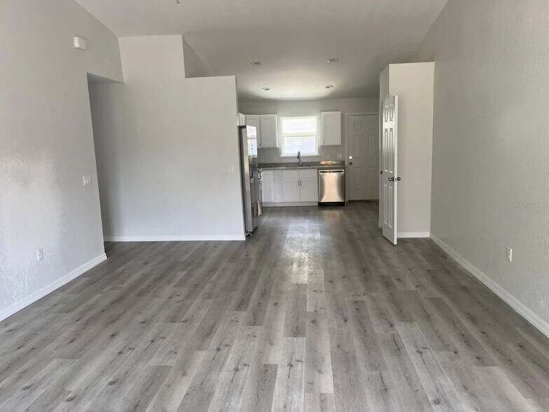 Building Photo - 1742 Magnolia St