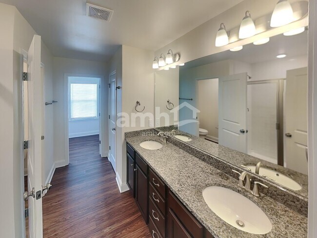 Building Photo - 2761 Bison Ct