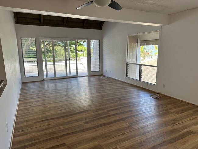 Primary Photo - Spacious 3BR/2BA Split-Level End Unit with Private Courtyard