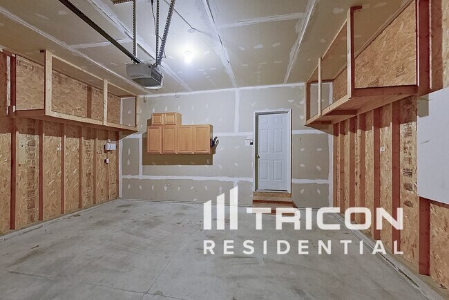 Building Photo - 120 Intrepid Ave