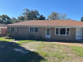 Building Photo - BILOXI - 3 BED/2 BATH HOME LOCATED IN THE HEART OF THE CITY - CLOSE TO BEACH