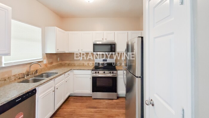 Building Photo - 395 Haverhill Ln