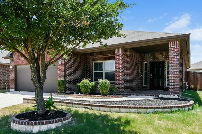 Building Photo - 1732 Jacona Trail