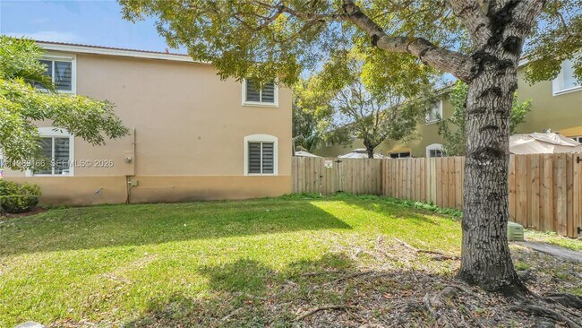 Building Photo - 2342 SE 10th St