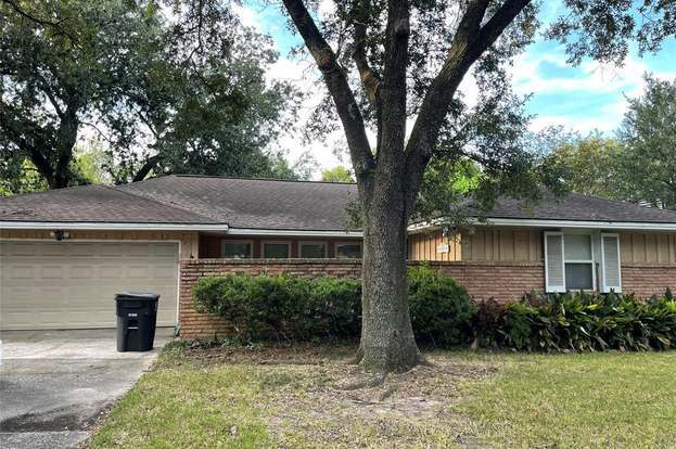Building Photo - 5238 Beechnut St