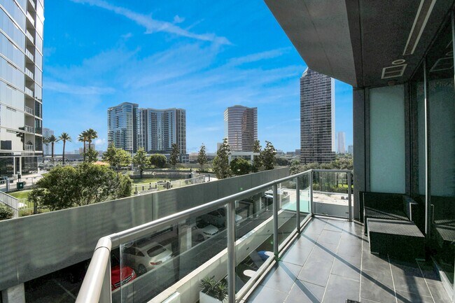 Building Photo - 1600 Post Oak Blvd