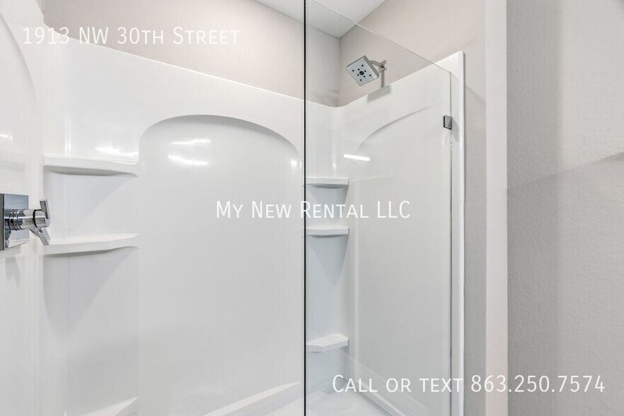 Building Photo - 1913 NW 30th St