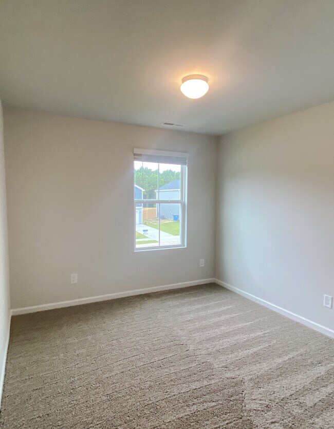 Building Photo - 793 Conductor Ct