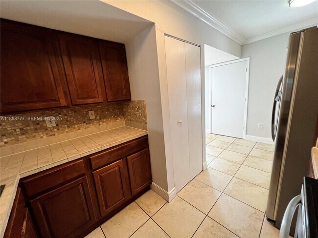 Building Photo - 1187 NW 124th Ave