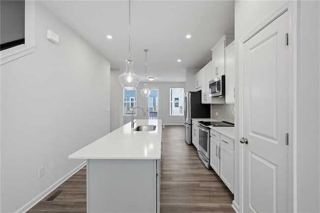 Building Photo - 1422 Creekside Cir NW