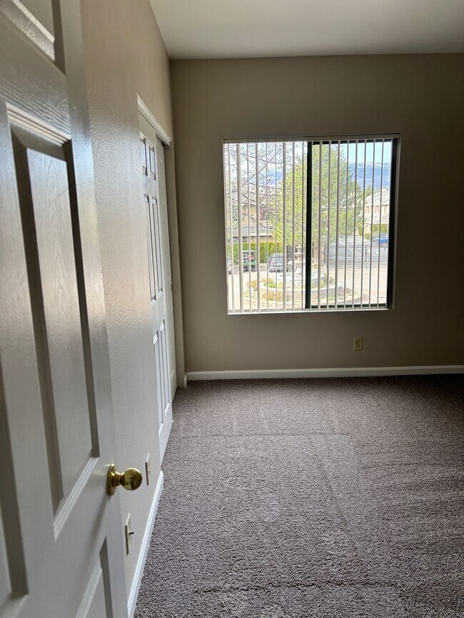 Building Photo - $2,000 PER MONTH FOR THIS GORGEOUS CONDO - AVAILABLE IMMEDIATELY- 2 BEDROOM, 2 BATH UPSTAIRS UNIT...