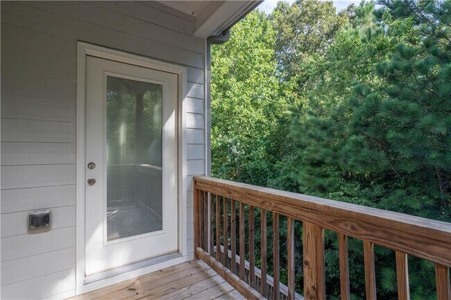 Building Photo - 2121 Spring Sound Ln