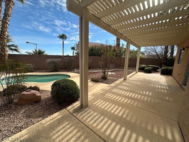 Building Photo - 2056 Nightrider Dr