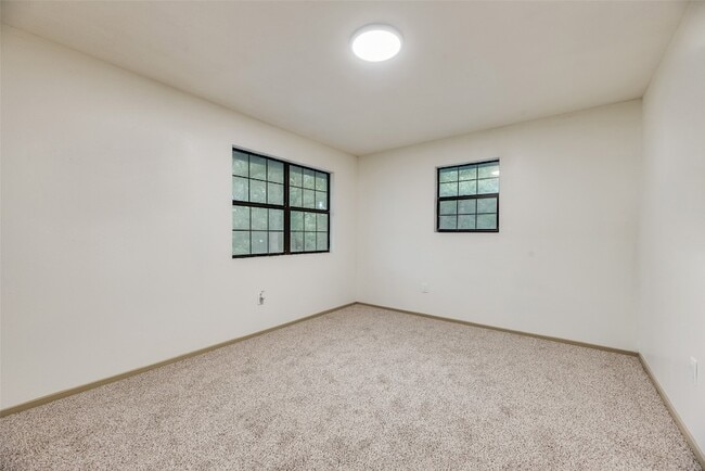 Building Photo - 7680 Private Rd 2576