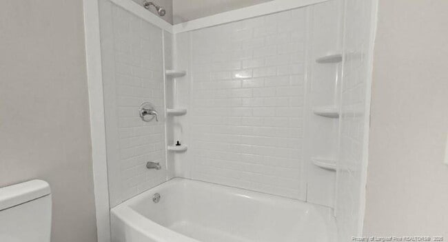 Building Photo - 164 Happy Valley Rd