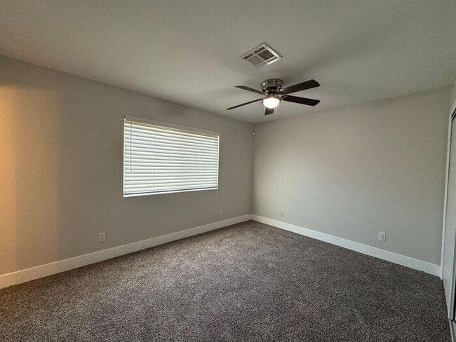 Building Photo - Apply Here: https://realty480pm.appfolio.c...