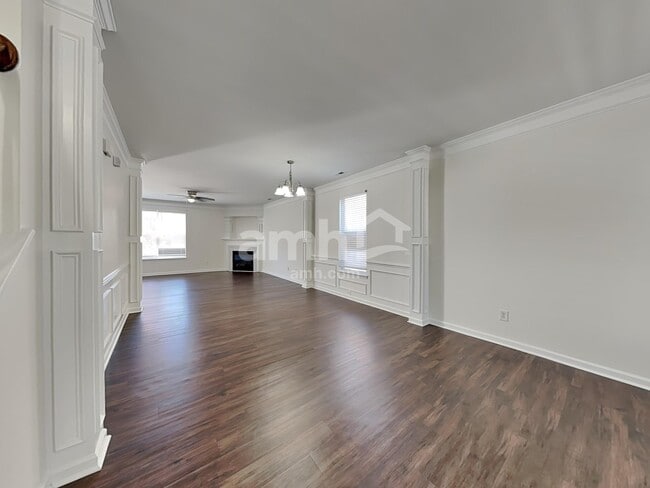 Building Photo - 5006 Lazy Day Ln