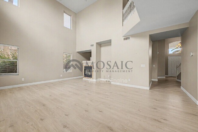 Building Photo - 3356 E Mayberry Ave