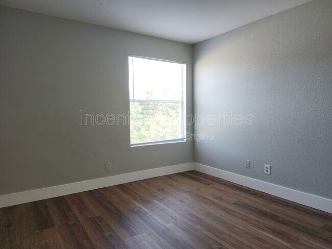 Building Photo - 4720 Walden Cir