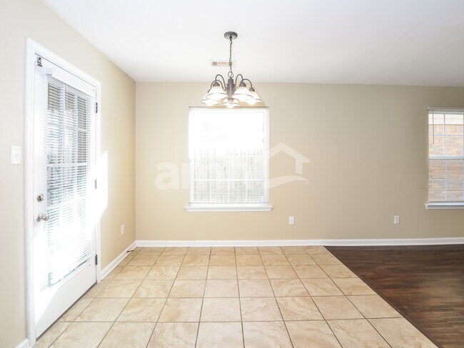 Building Photo - 10249 Sterling Ridge Dr