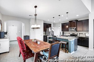 Building Photo - 10707 Gentle Fox Bay