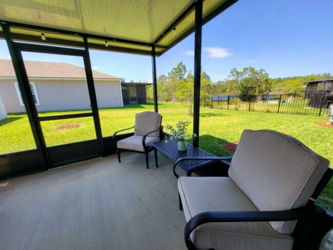 Building Photo - 3 Pinnacle Pl