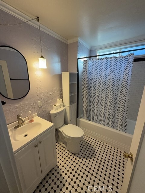 Building Photo - 595 9th St