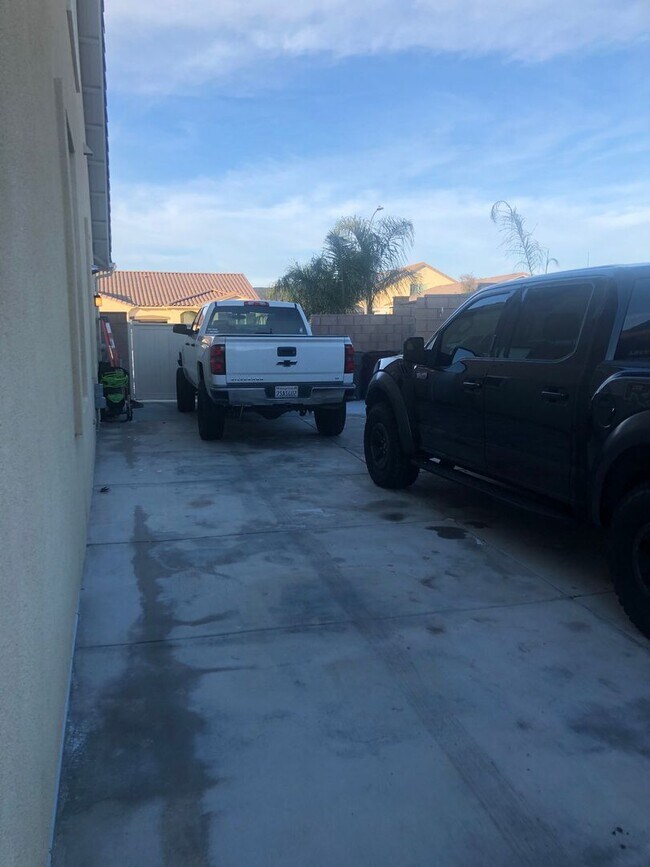 Building Photo - GREY FALCON PROPERTIES PRESENT:  2881 sq.  RV parking fully gated,  Upgraded and beautiful