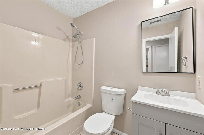 Building Photo - 139 Snowshoe Ct