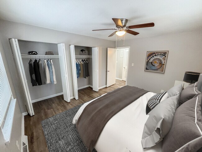 Building Photo - Robin's Nest Apartments