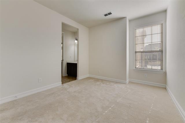 Building Photo - 2911 Redfern Dr