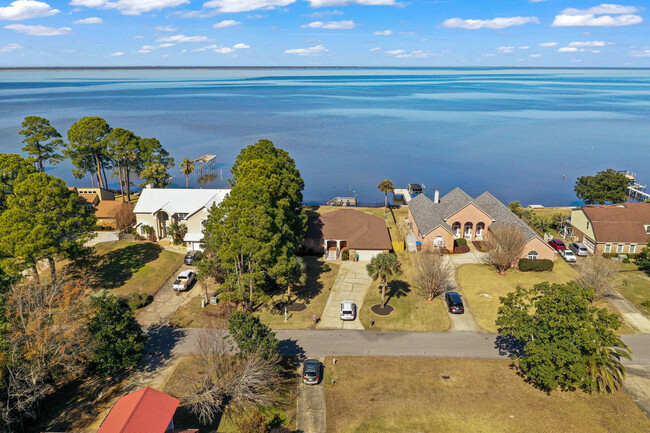 Building Photo - 3876 Paradise Bay Dr