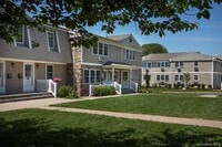 Building Photo - 65 Fairfield Way