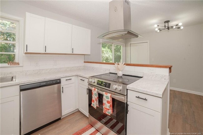 Building Photo - 5512 Lariat Ct