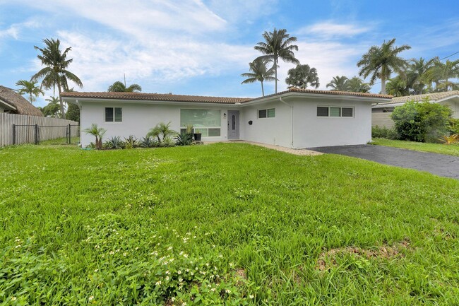 Building Photo - 5921 NE 15th Ave